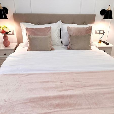 Central Spacious Apartment With Balcony - Alba Carolina 阿尔巴·尤利亚· 外观 照片