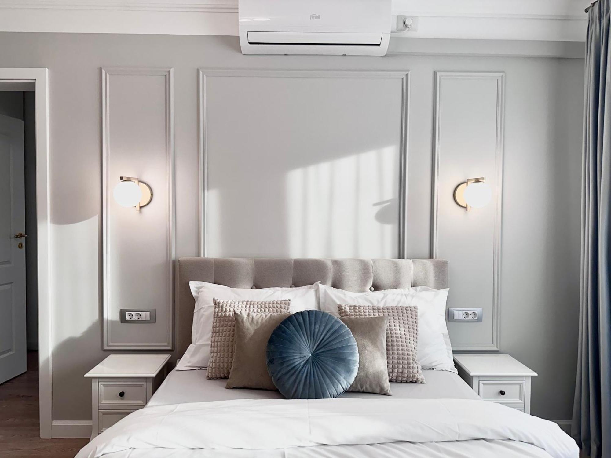Central Spacious Apartment With Balcony - Alba Carolina 阿尔巴·尤利亚· 外观 照片